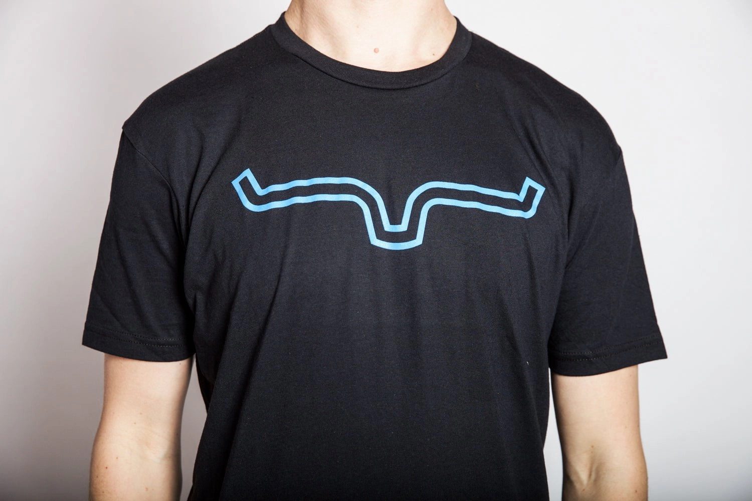 Kimes Ranch Mens Outlier Tee T-Shirt Black Cotton Blend S/S Smooth Stitch Pattern