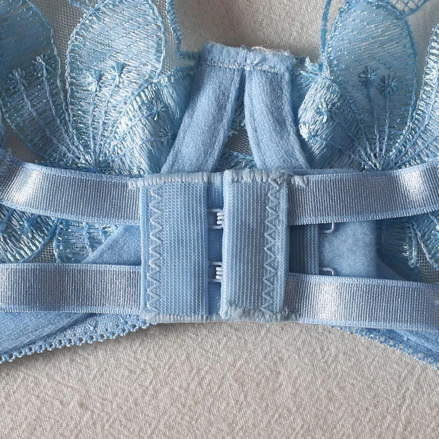 Lingerie Set for Women Flange Garter Belt Underwear Bra With Underwire Embroidery Three Piece Set