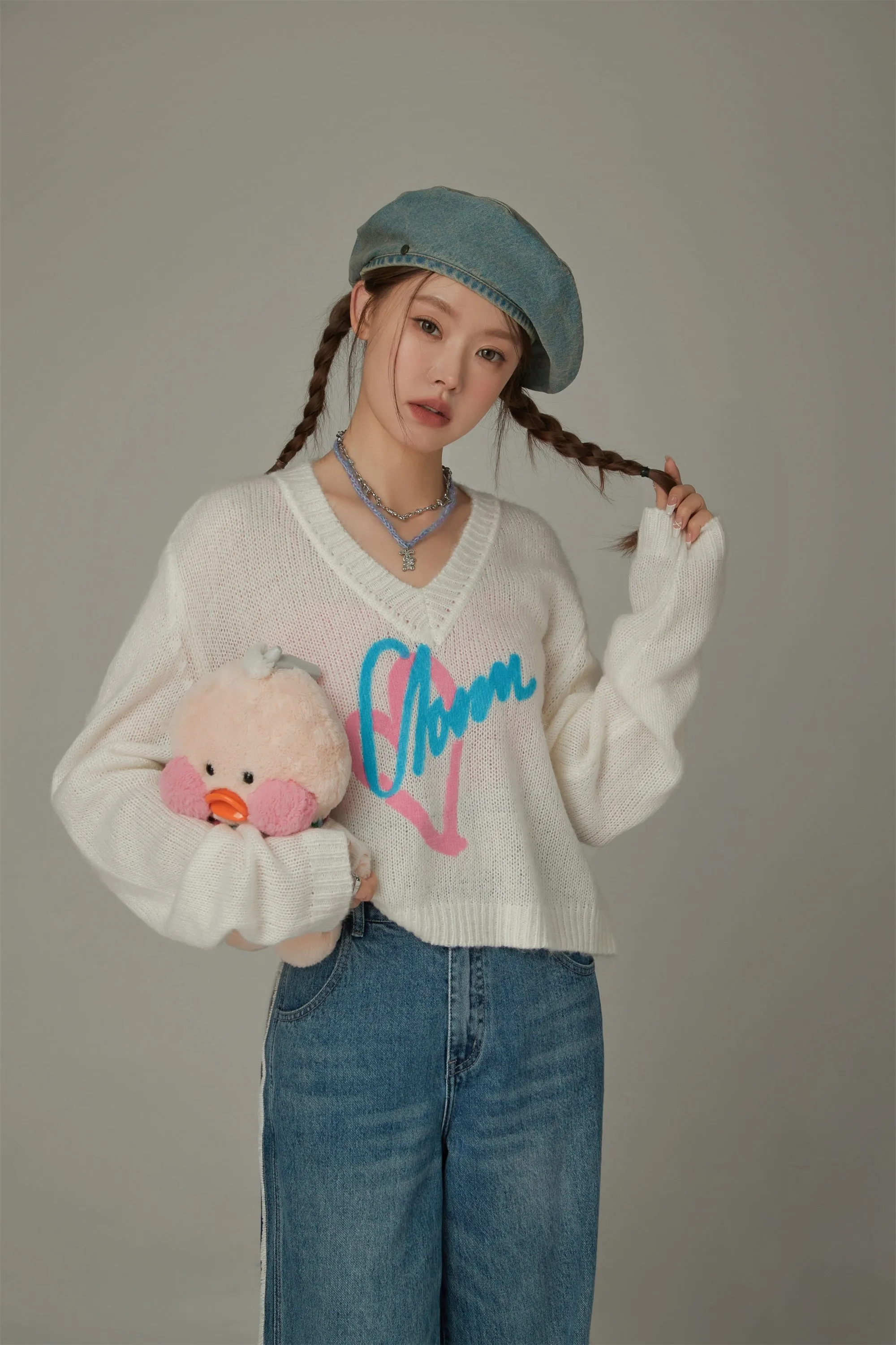 Logo Heart V-Neck Knit Sweater