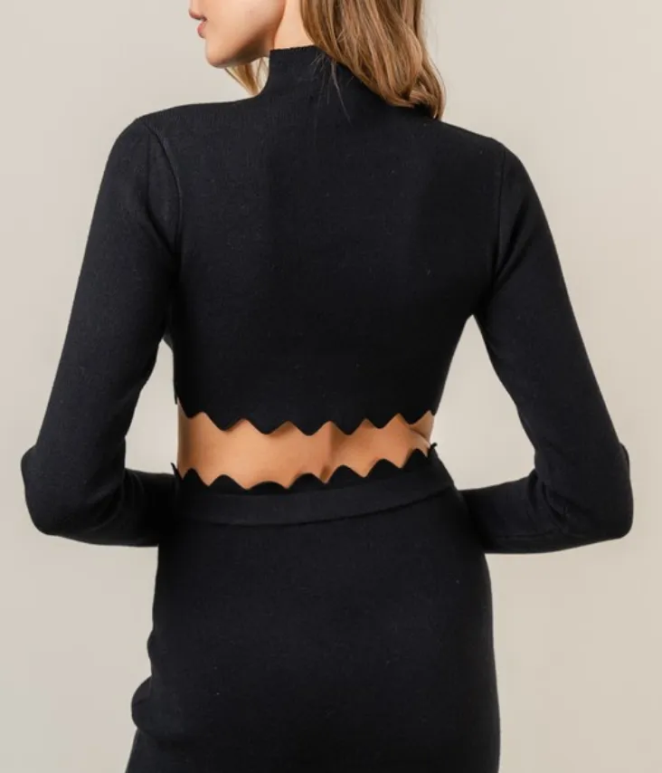 Long Sleeve Wave Edge Knit Top