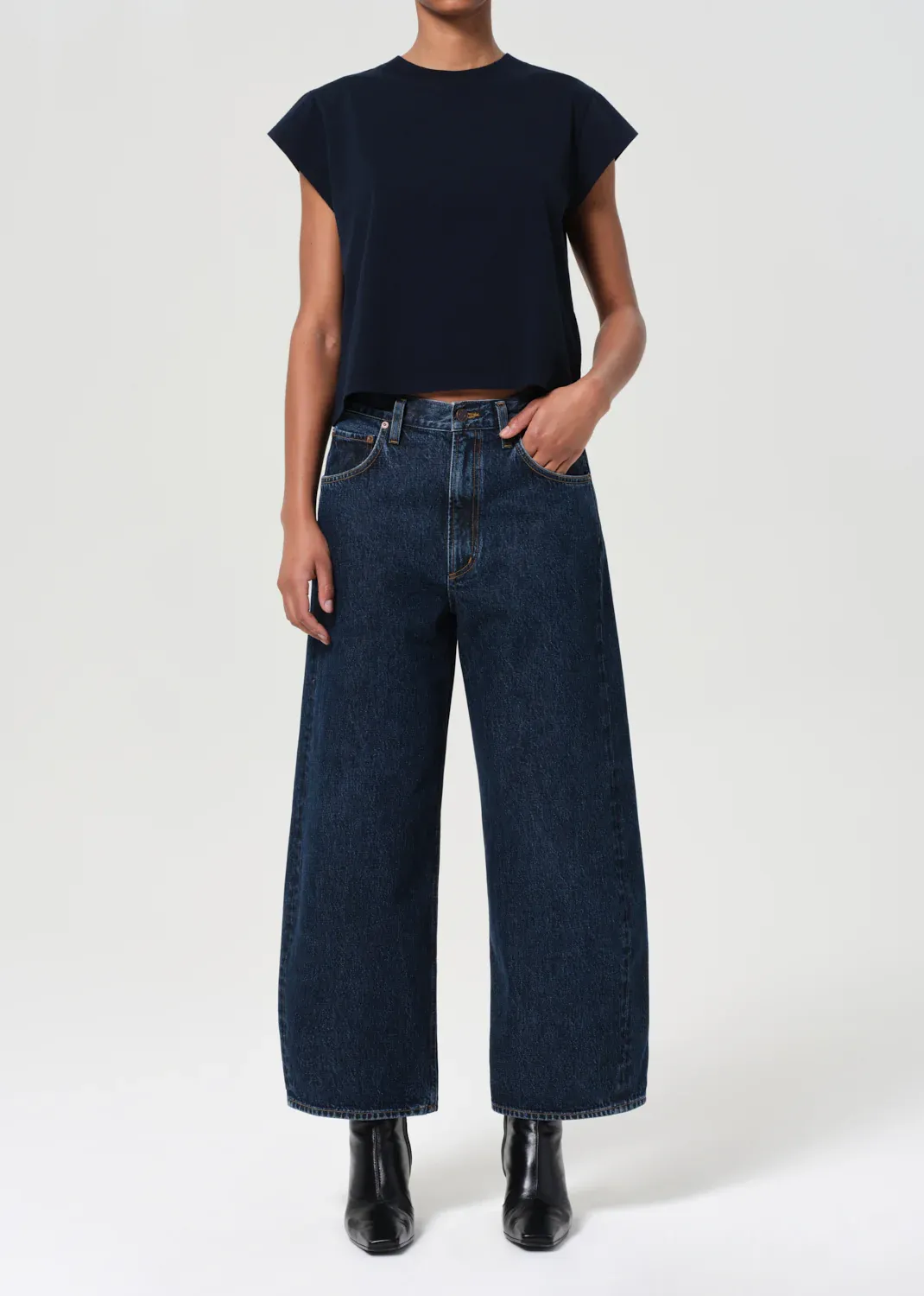 Low Curve Crop Jean - Pendulum Comfy Cut