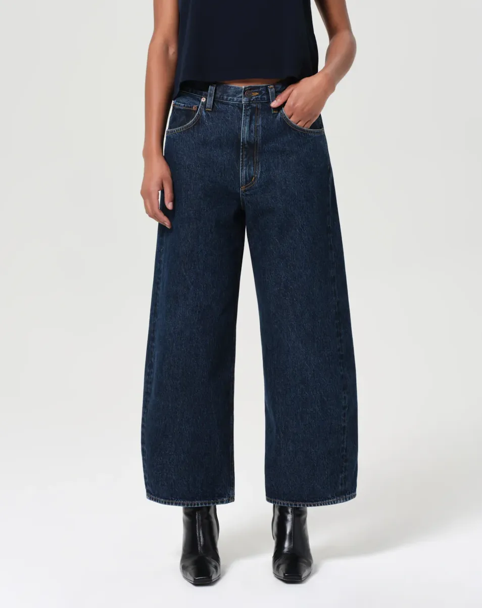 Low Curve Crop Jean - Pendulum Compact Packability Performance Fit