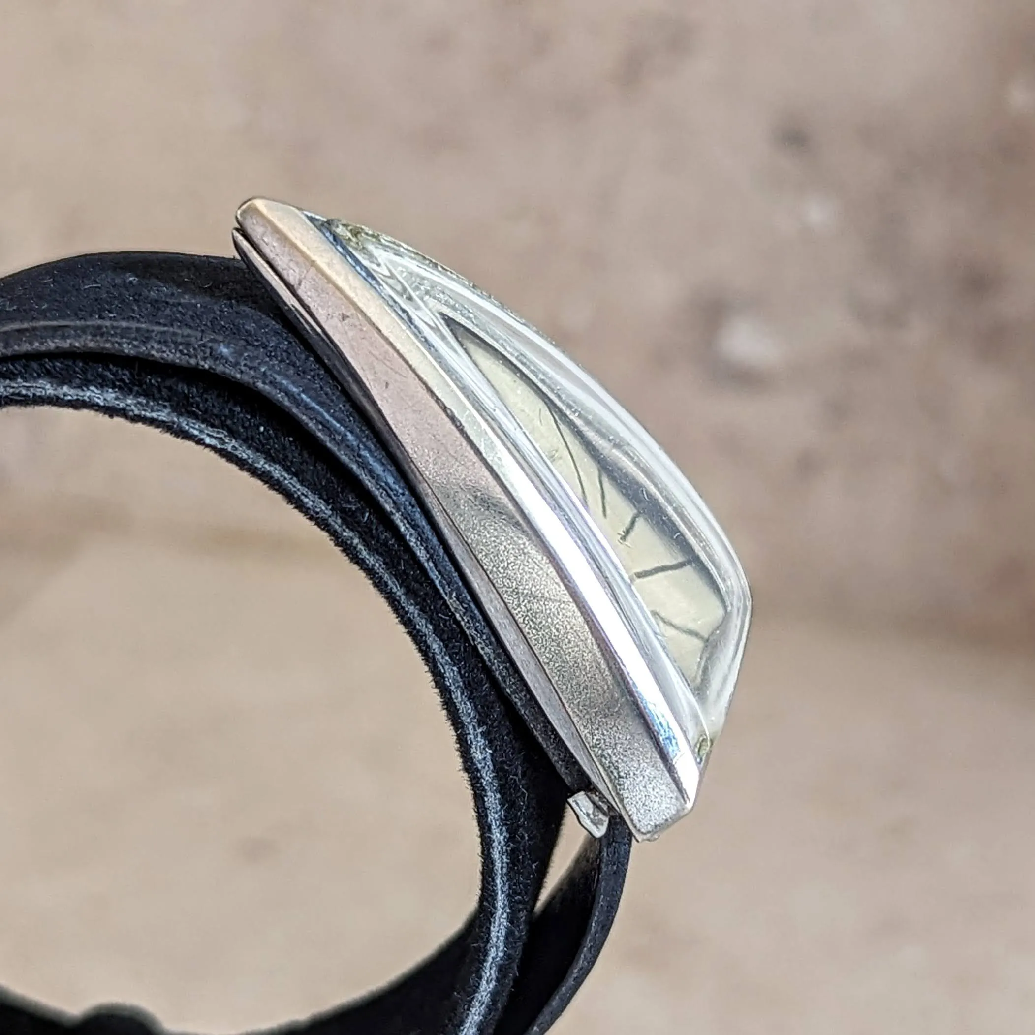 LUCERNE “A Parabolic Watch” 17 Jewels Triangle Wristwatch Swiss Made