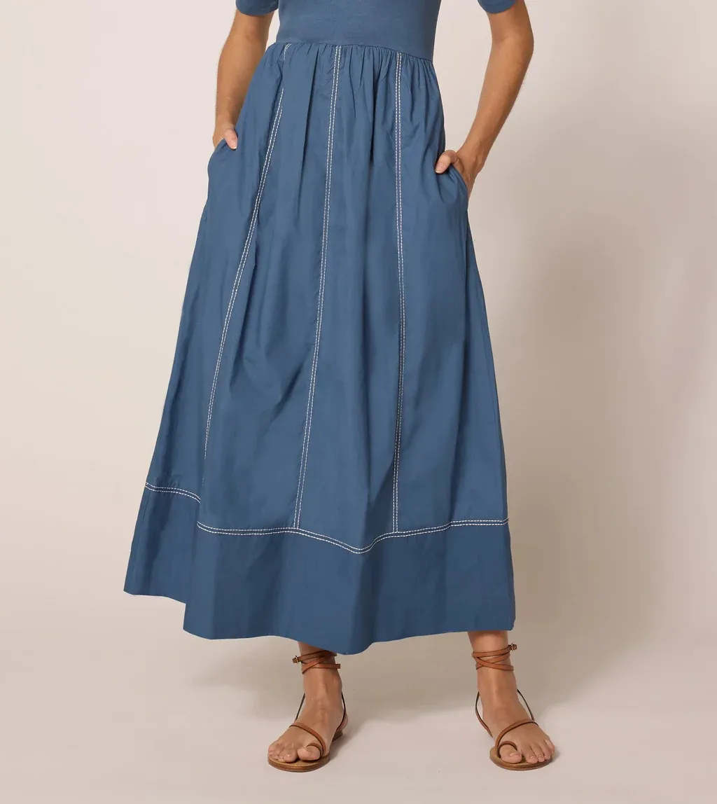 Luna Ankle Dress Flattering Lines