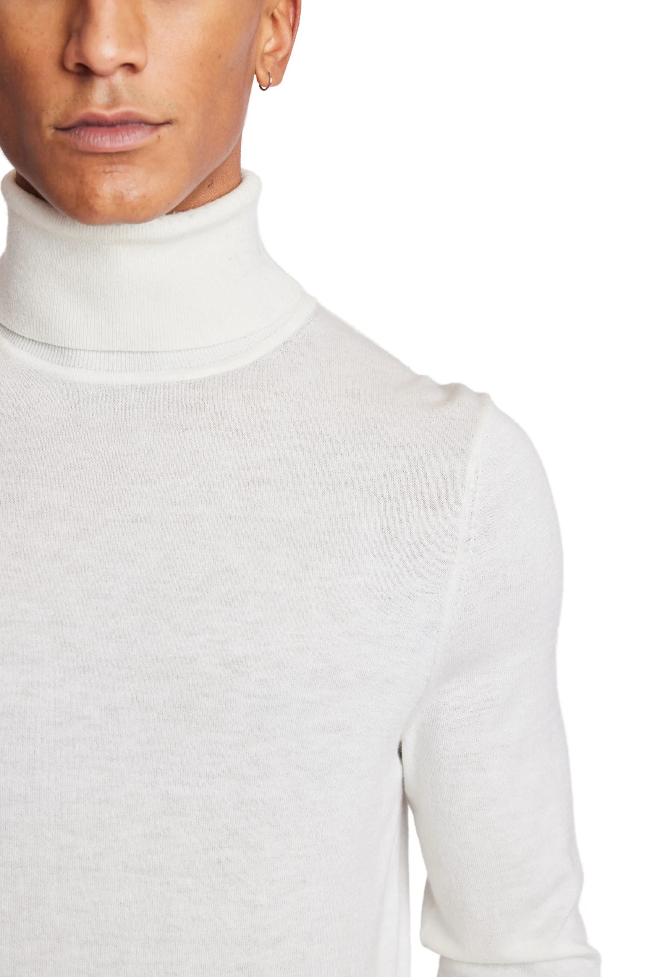 Luxe Fine Gauge Turtleneck - Ivory
