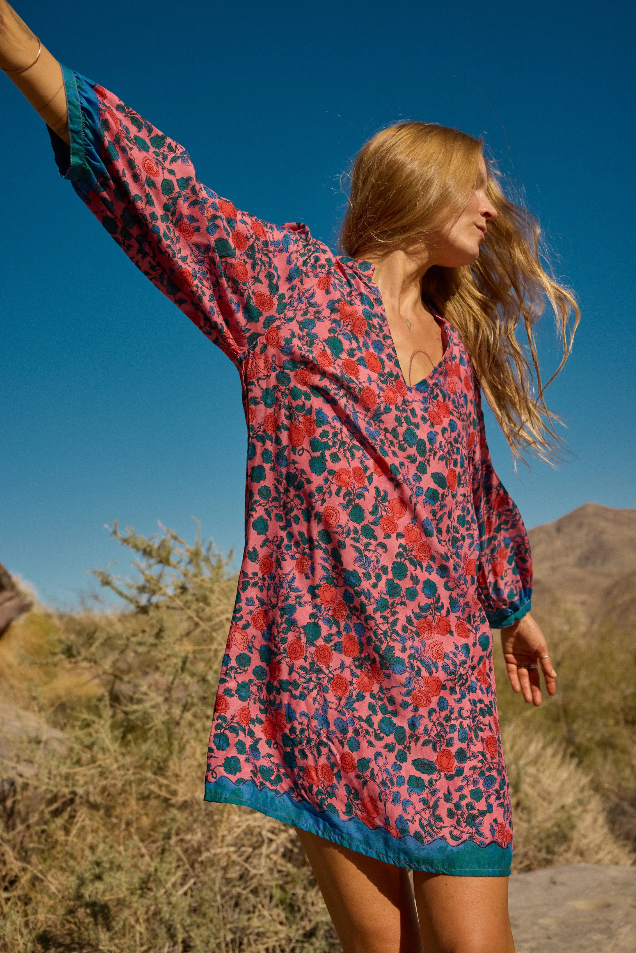 MARIA DRESS Flatlock Stitching Technique MultiPurposeUtility