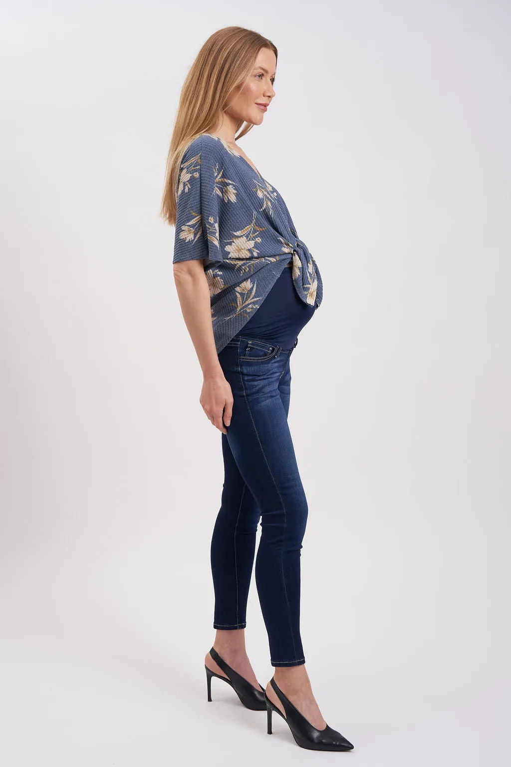 Maternity Low-Rise Skinny Jeans