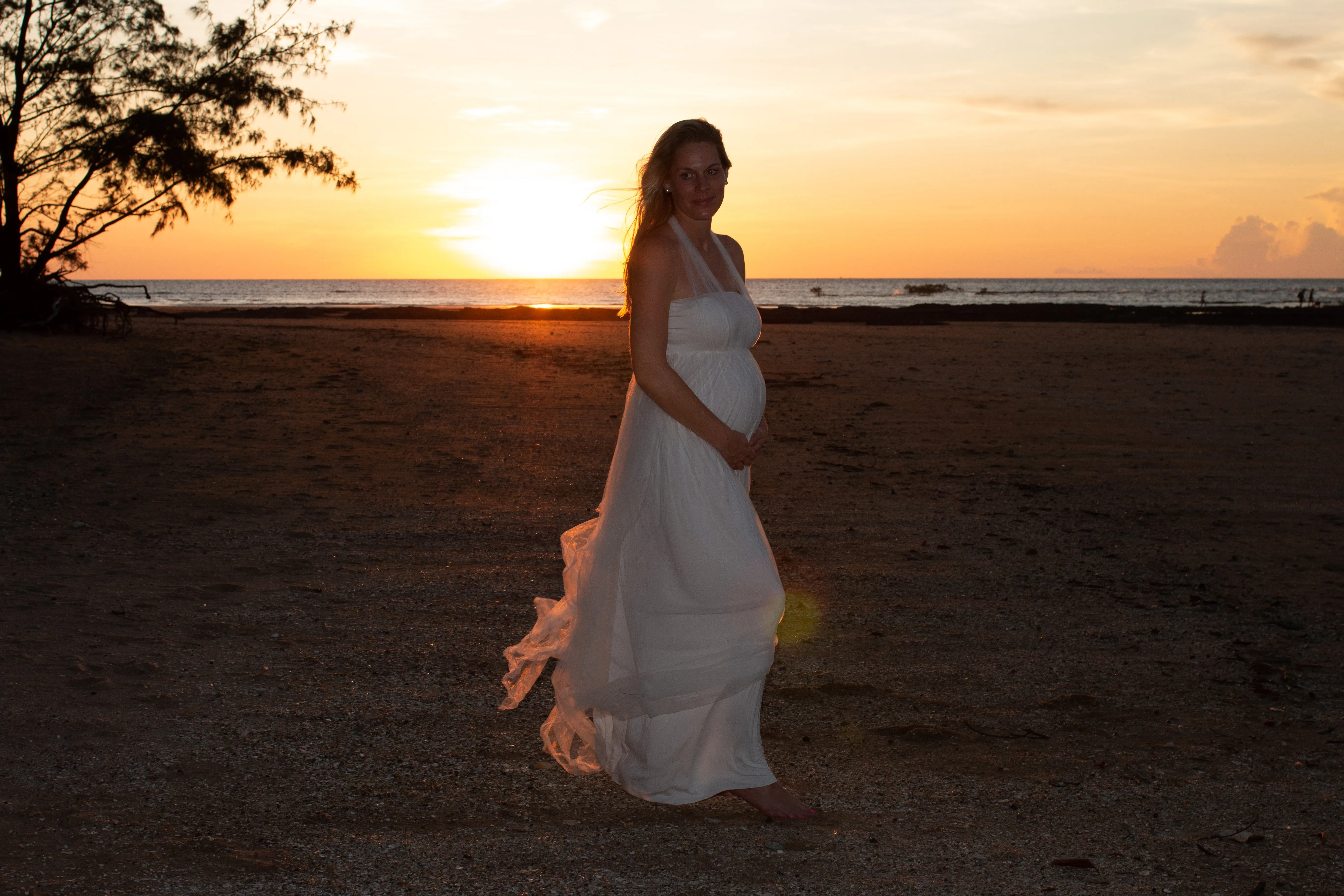 Maternity Photoshoot Dresses - Jess - White Gown - 4 DAY RENTAL