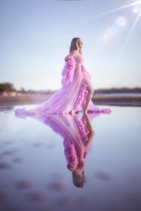 Maternity Photoshoot Dresses - Lola - Lilac Tulle Robe - 4 DAY RENTAL