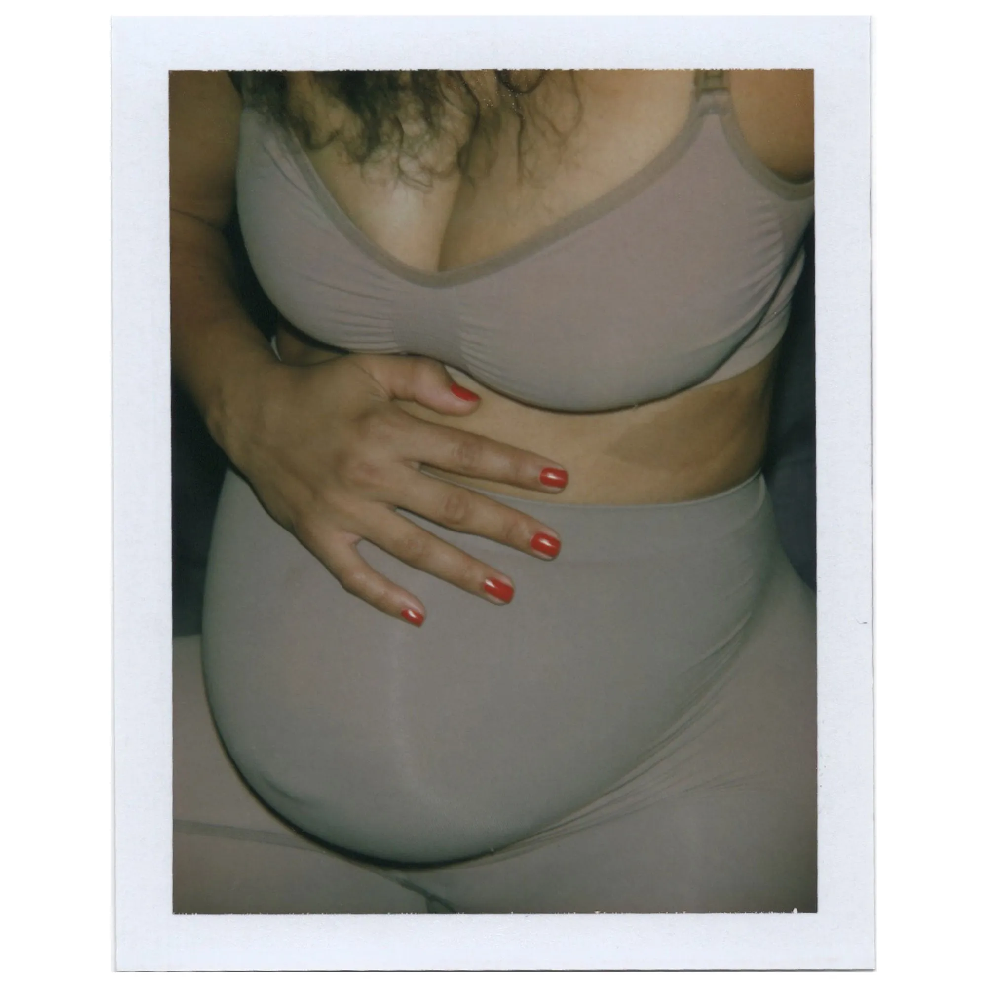MATERNITY SCULPTING SHORT MID THIGH | SIENNA