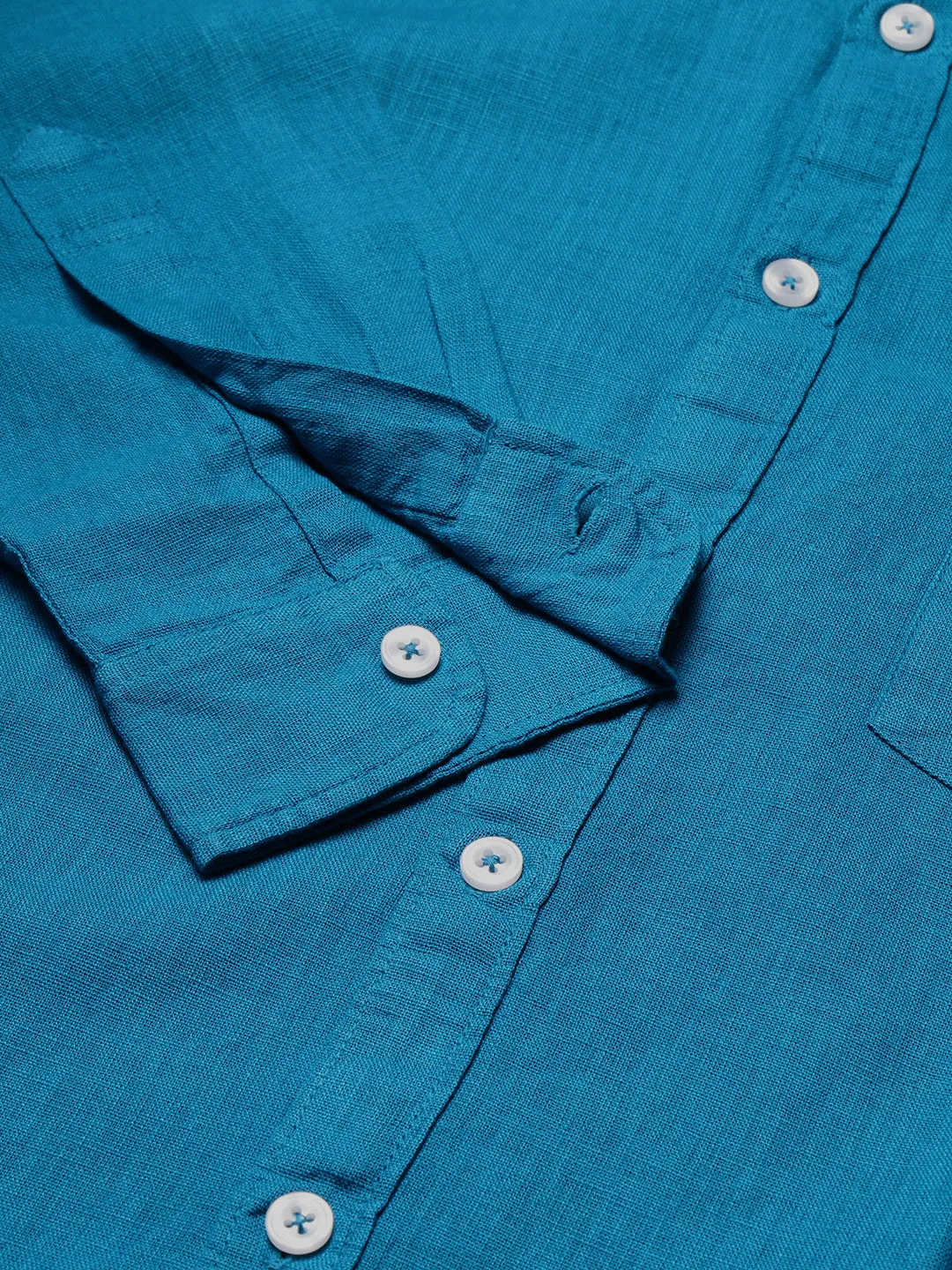 Men's Solid Button Down Collar Casual Shirt (Blue)