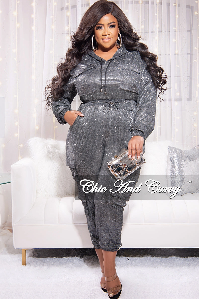 No Ride Fit Fashionable Design Final Sale Plus Size 2pc Set in Grey Shimmer Fabric