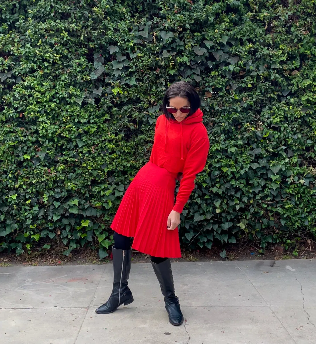 Diagonal Slit Gentle Flow MM PURPLE LABEL - RED (PLUS SIZE) PLEATED