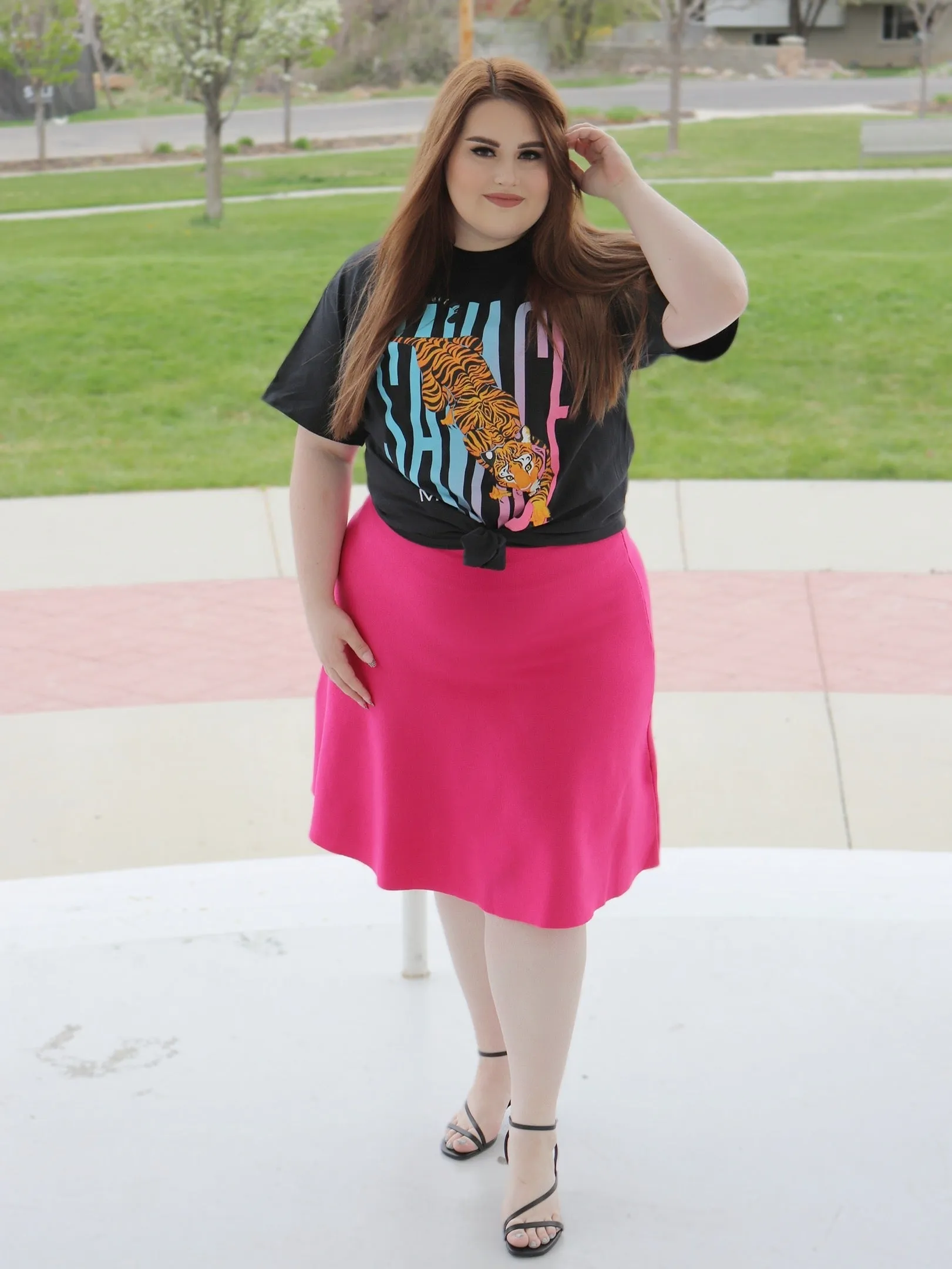 Soft Aesthetic Light Wear MM PURPLE LABEL - YR RND HOT PINK (PLUS SIZE)