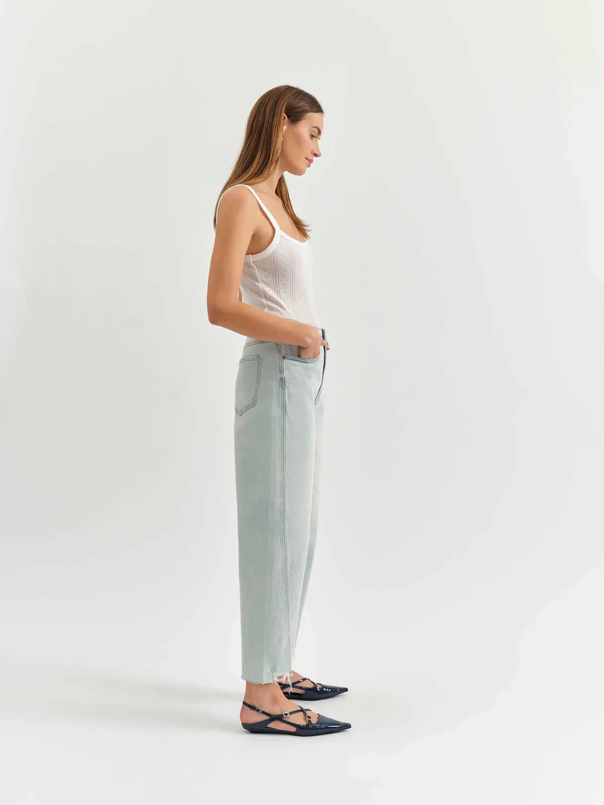 Low Bulk Westward Barrel Leg in Lost Love