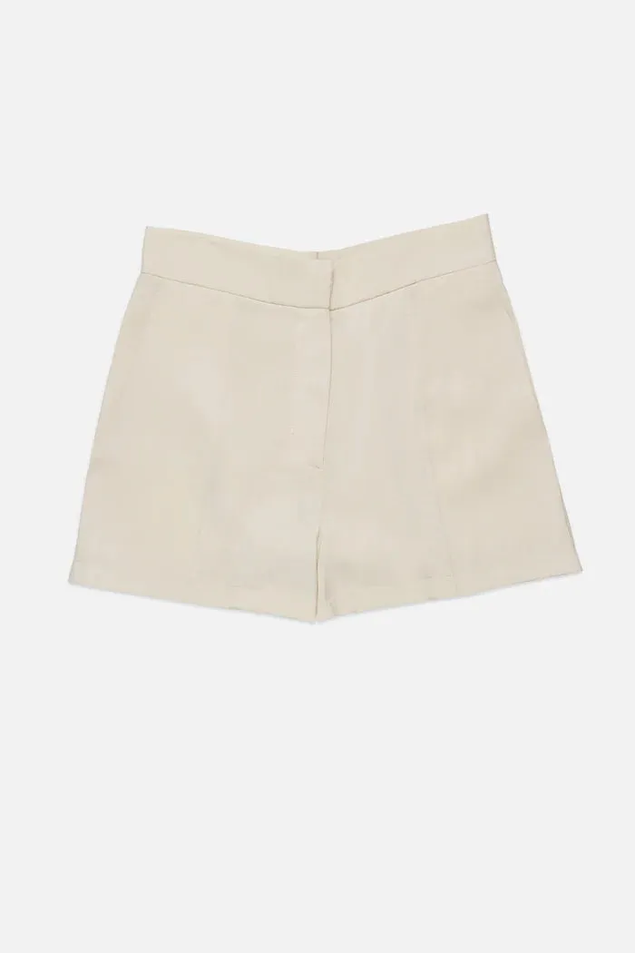 Chill Look Contoured Cuff Design Caterina Shorts