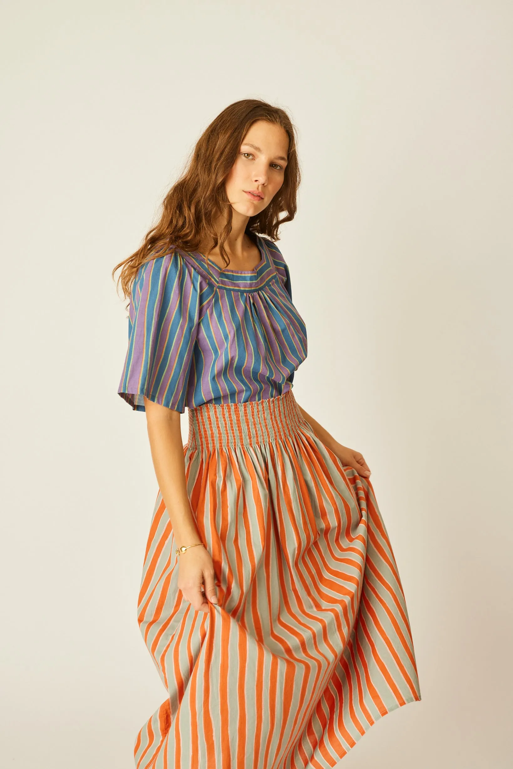 NIKKI TOP WrinkleResistantFinish CushionedSupport