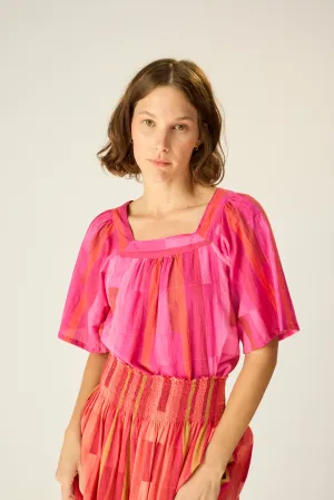 NIKKI TOP Lightweight Weave