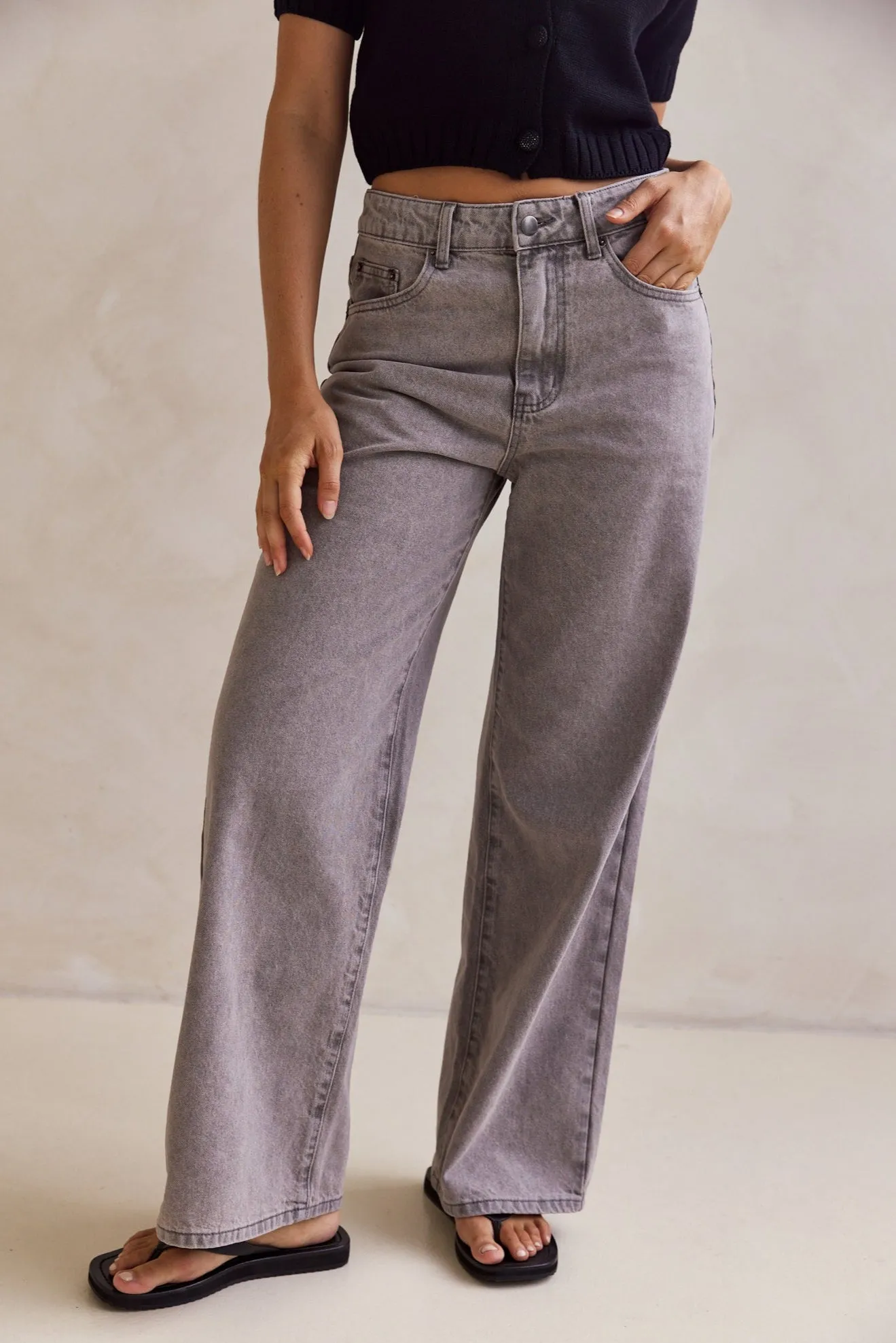 Noah Boyfriend Jean (Grey) Textured Smart Casual Road Trip