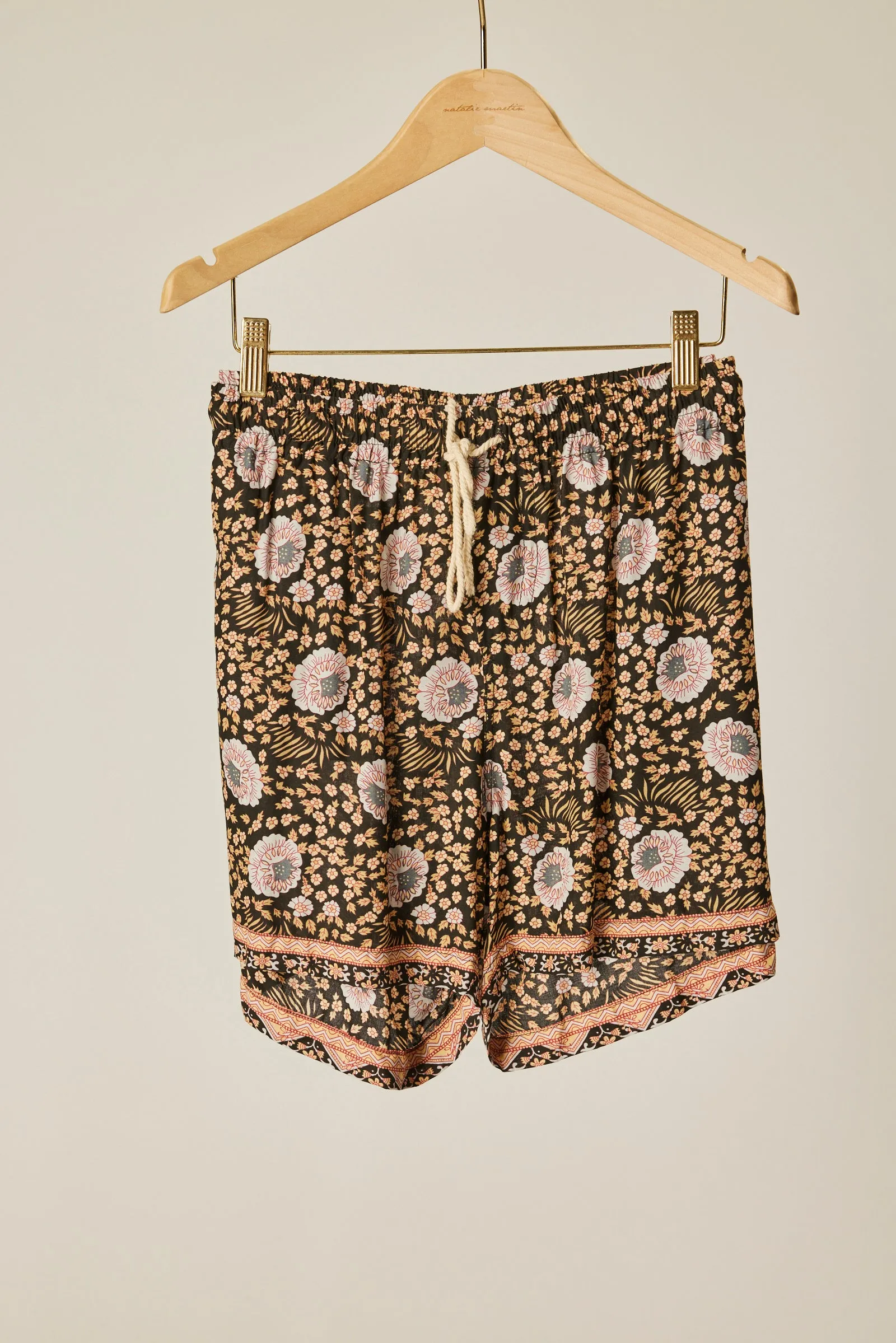 Flattering Fit Wear Basic Style KEV SHORT (UNISEX)