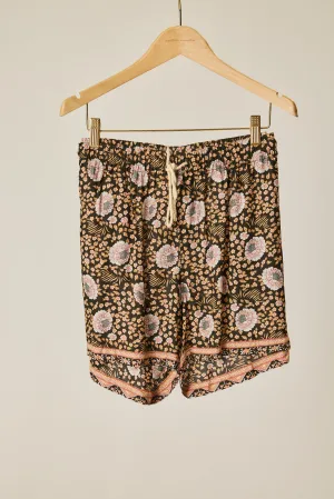 Flattering Design Wear KEV SHORT (UNISEX)