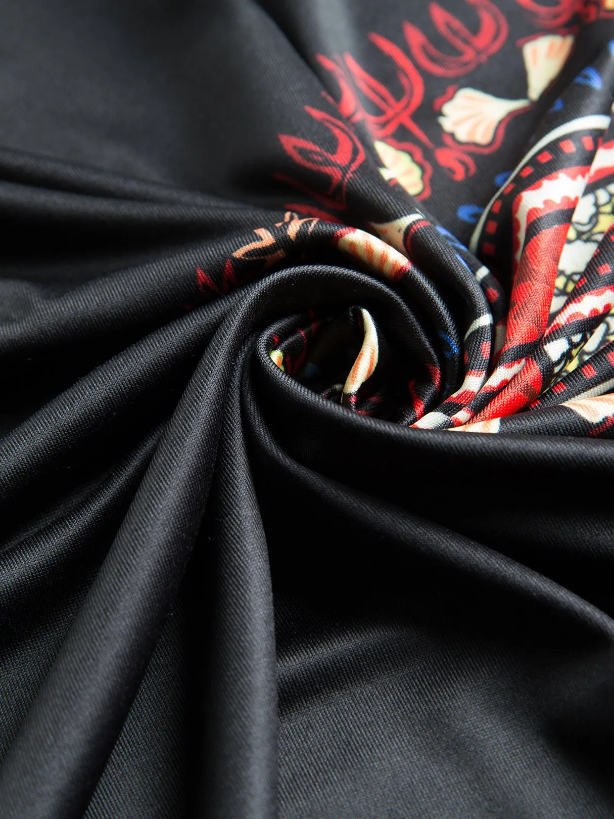 OEM ODM V-Neck Embroidered Self-Tie Sleeveless Black Plus Size Dress