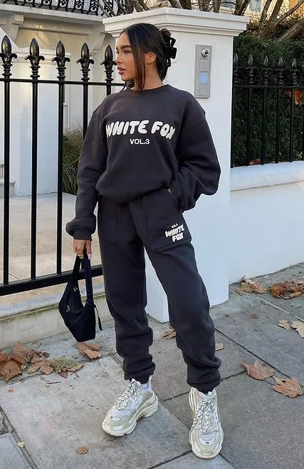 Offstage Sweatpants Shadow Easy Care Material