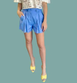 Ollie Shorts easygoing look