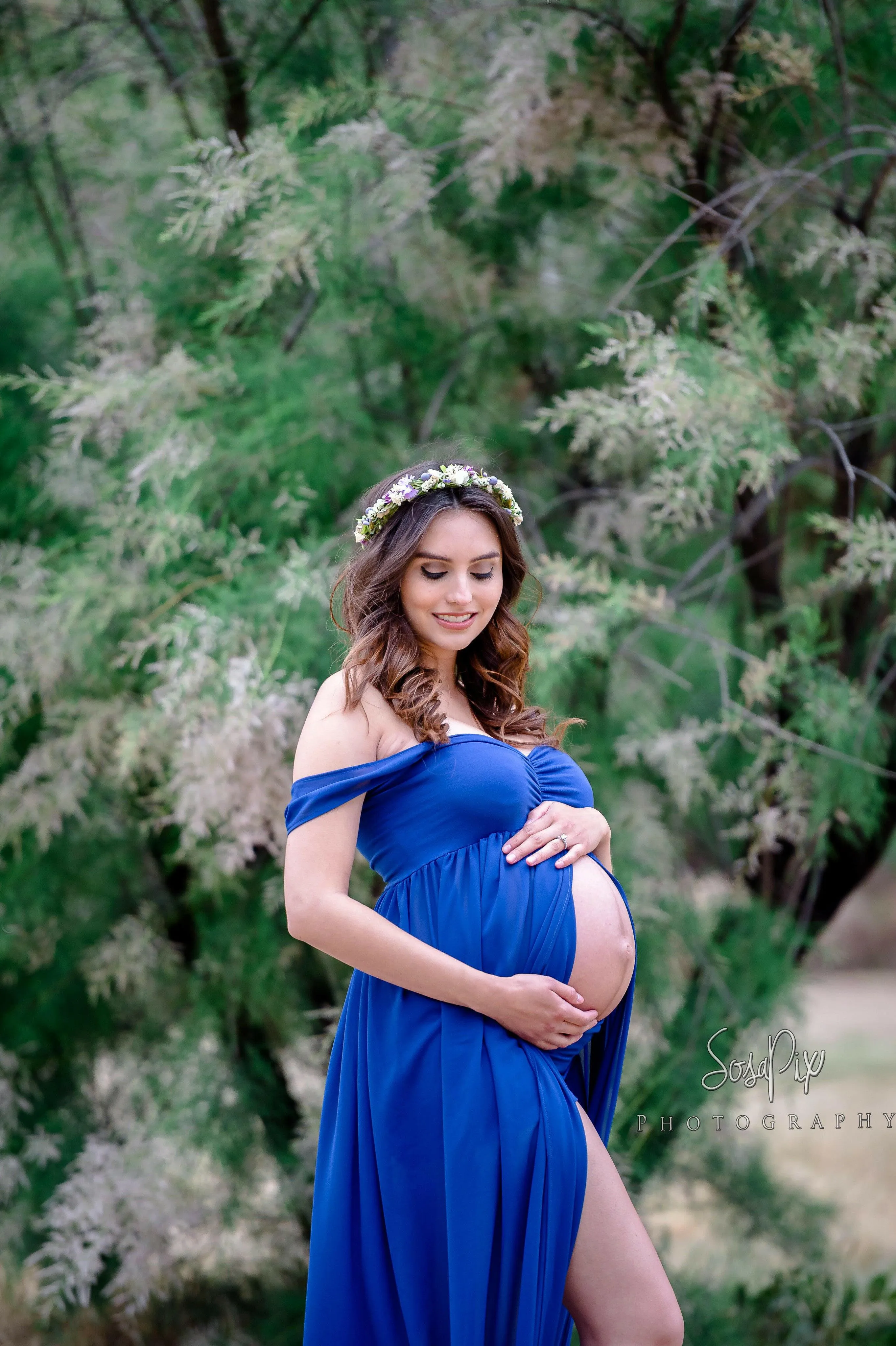 Open Belly Maternity Dress with Shorts