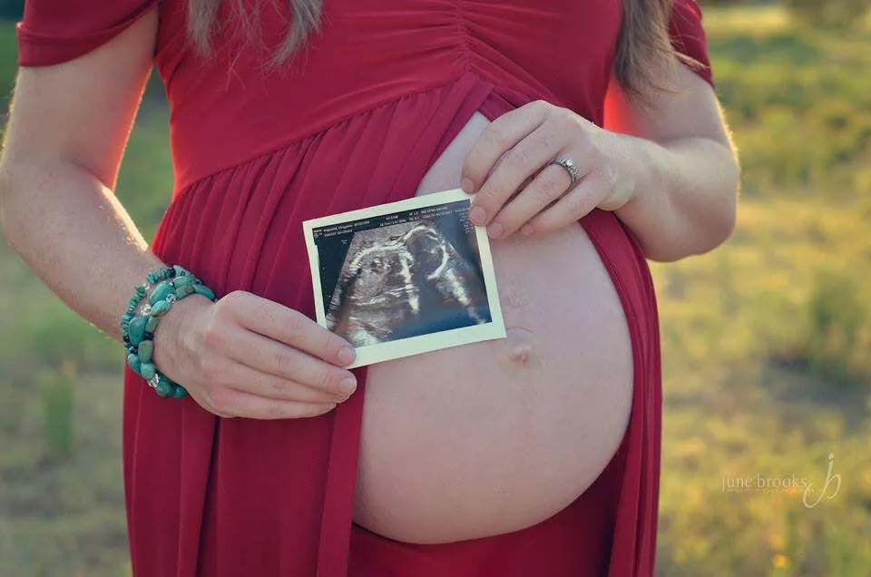Open Belly Maternity Dress with Shorts