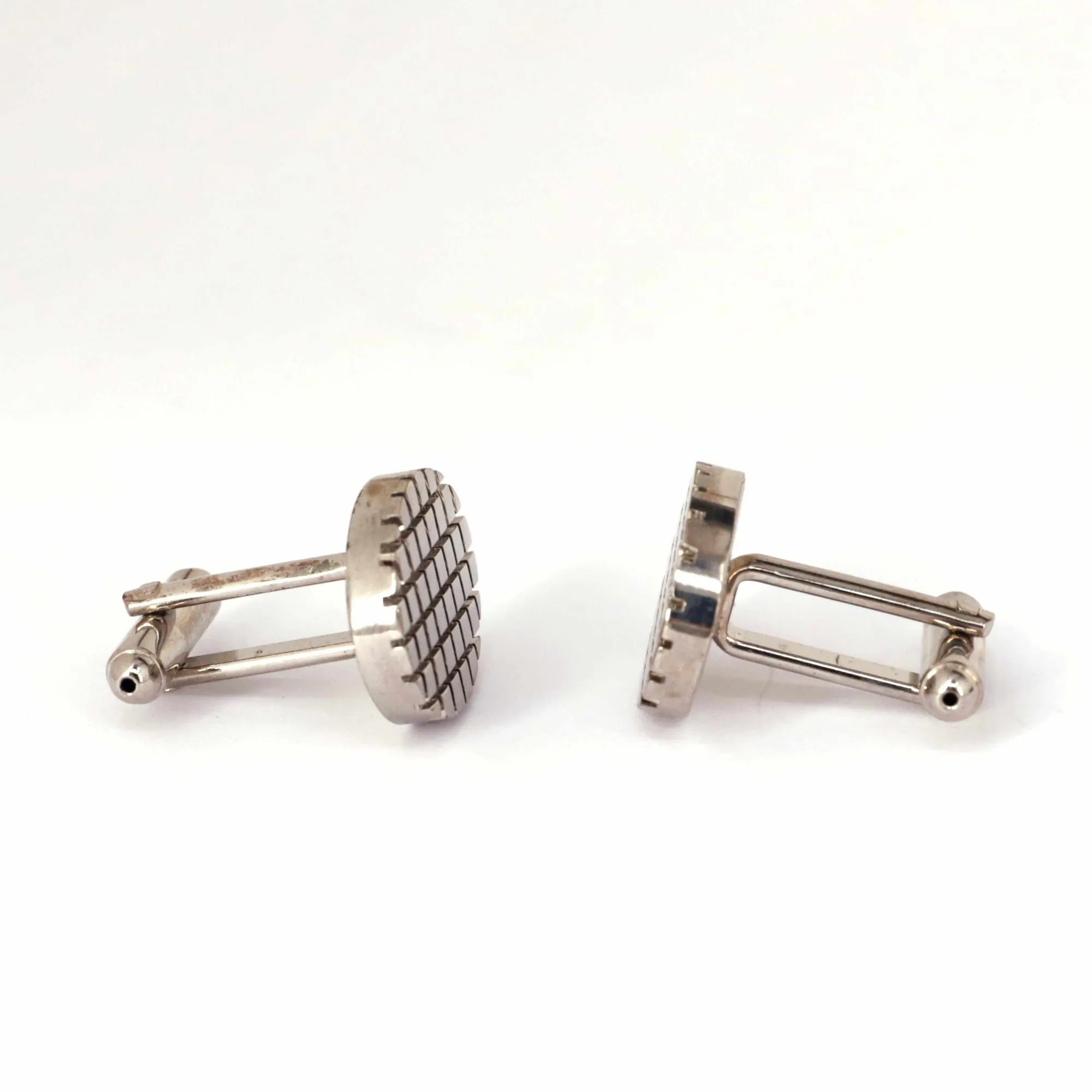 Oval Shaped Cufflinks with Check (Online Exclusive)