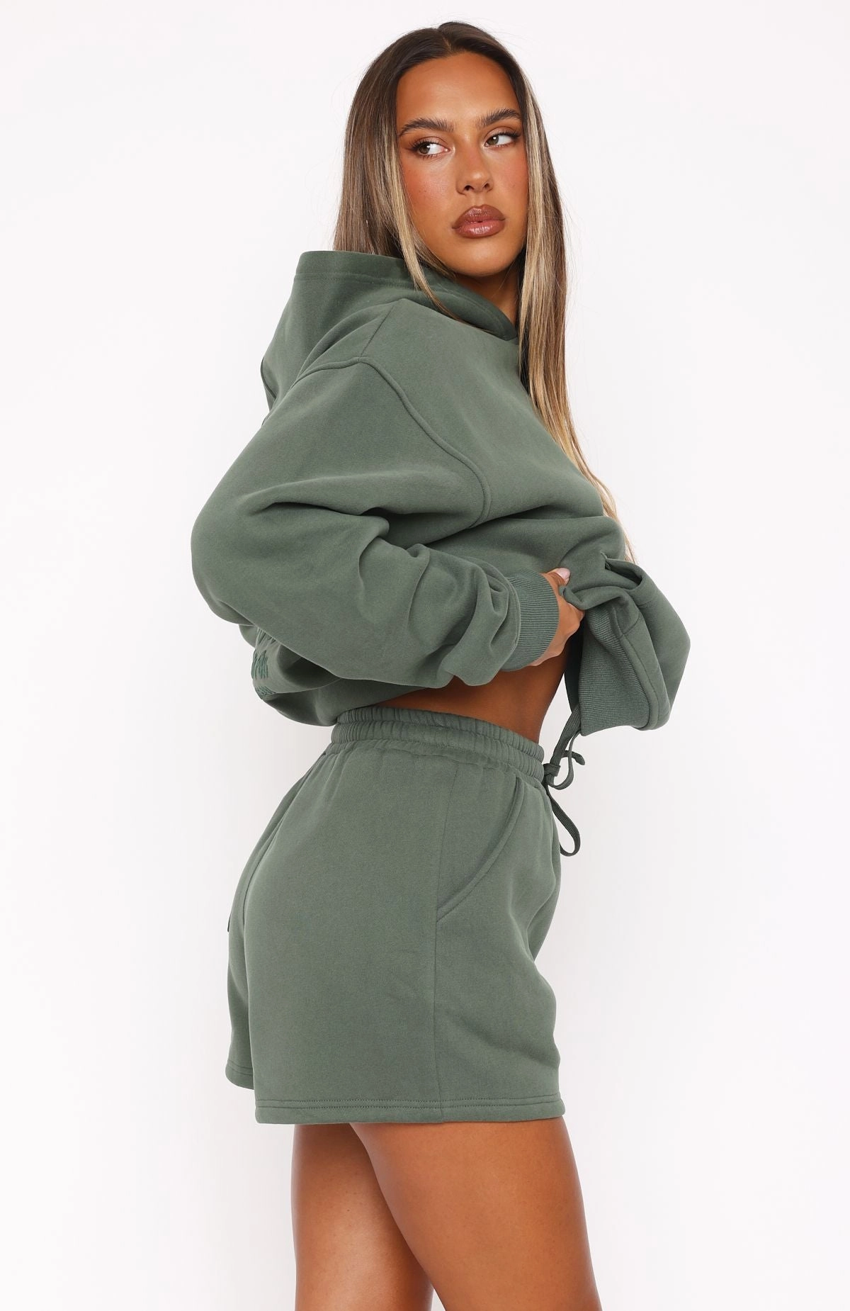 Leisure Edition Lounge Shorts Dark Green Texture Detail Lightweight Layer