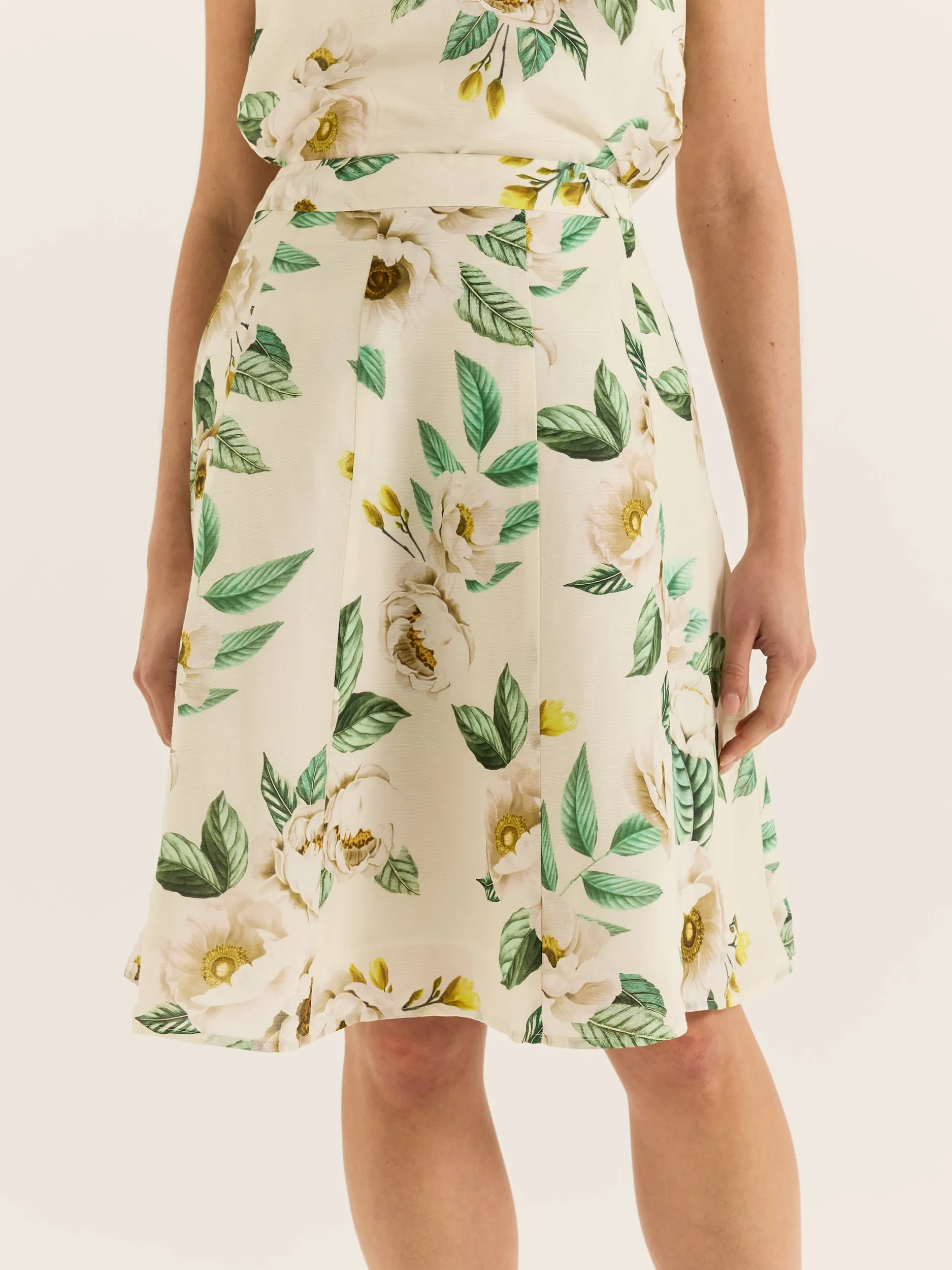 Contrast Stitch Detailing SunProtective Peony Skirt