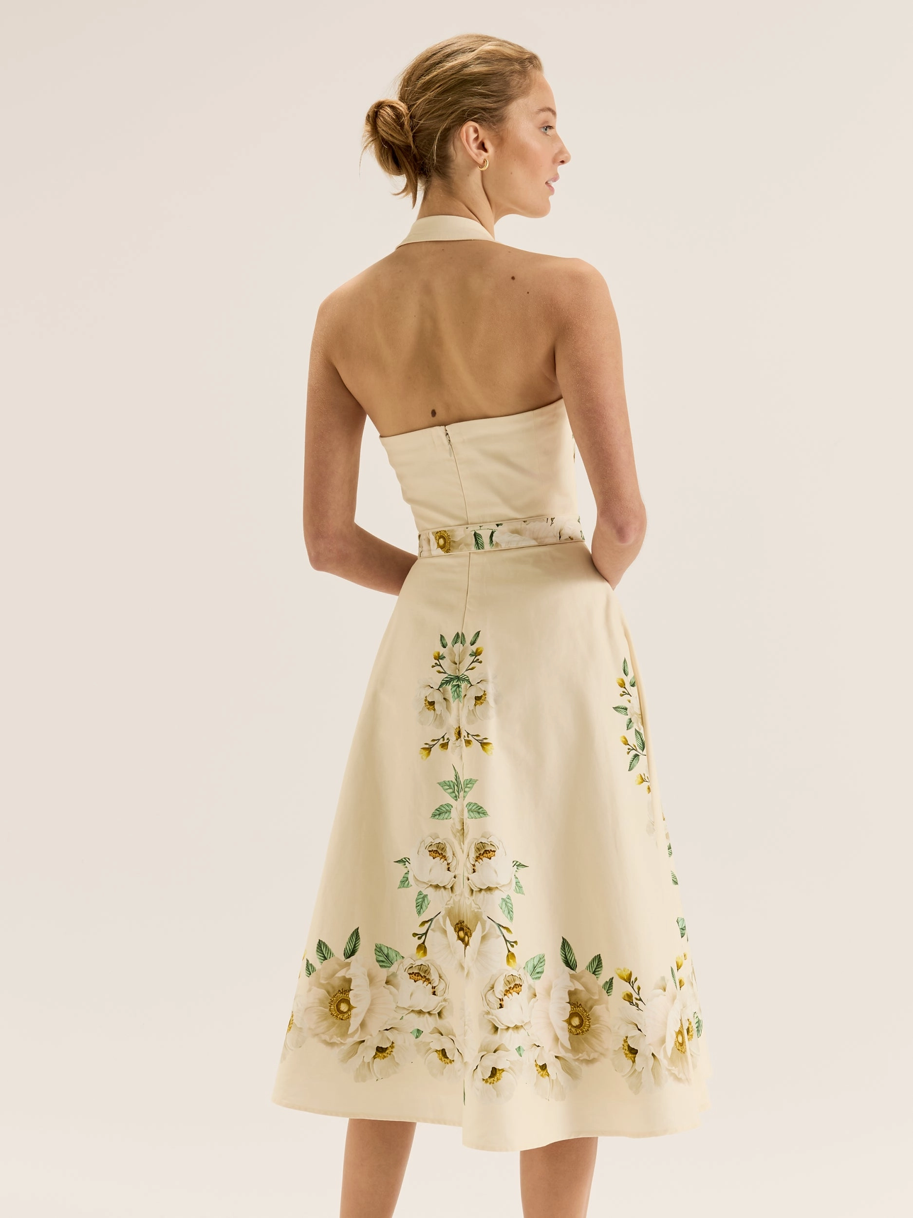 Peony Dress Soft Lines Glossy-Finish