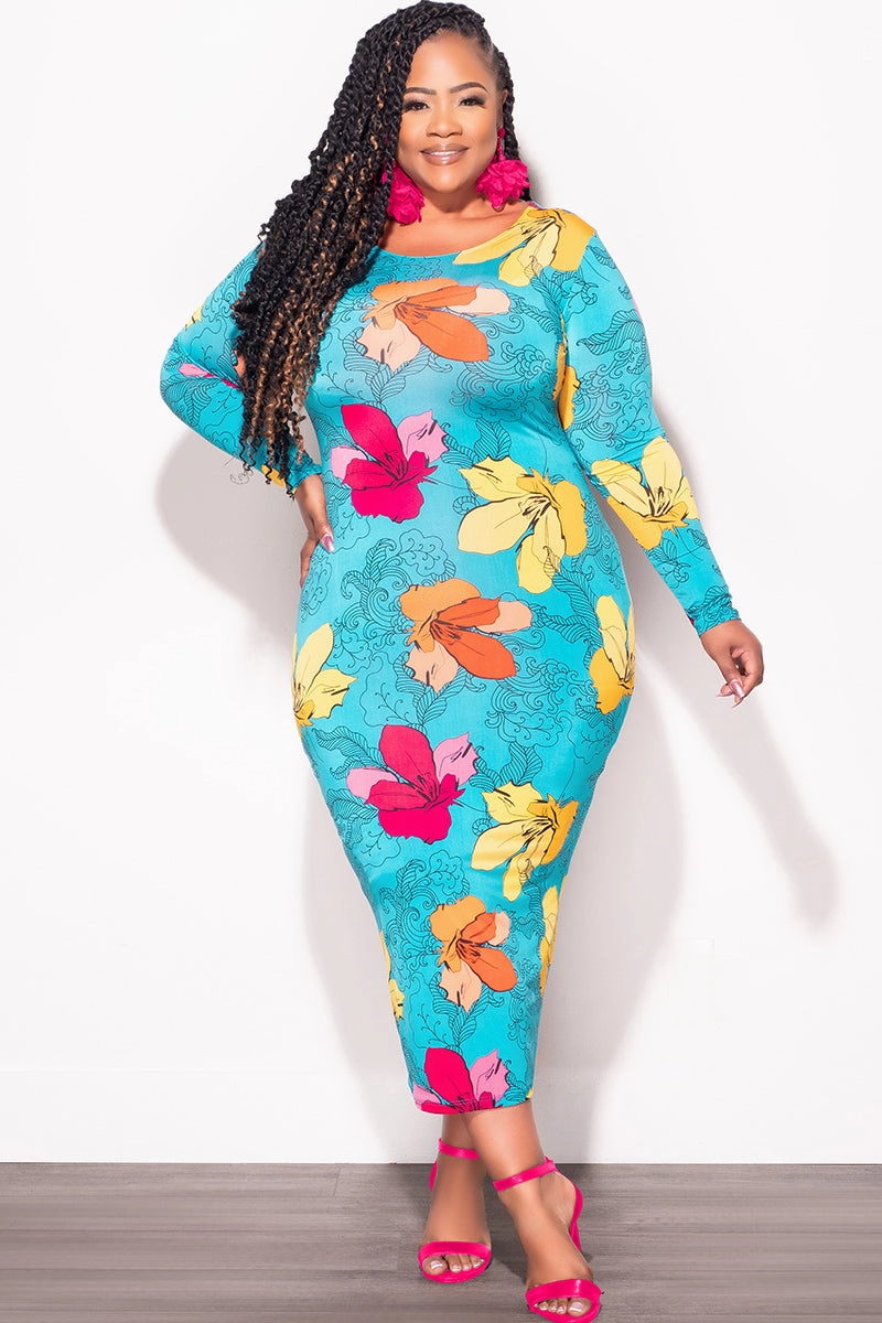 Final Sale Plus Size Bodycon Dress in Turquoise Floral Print Button front