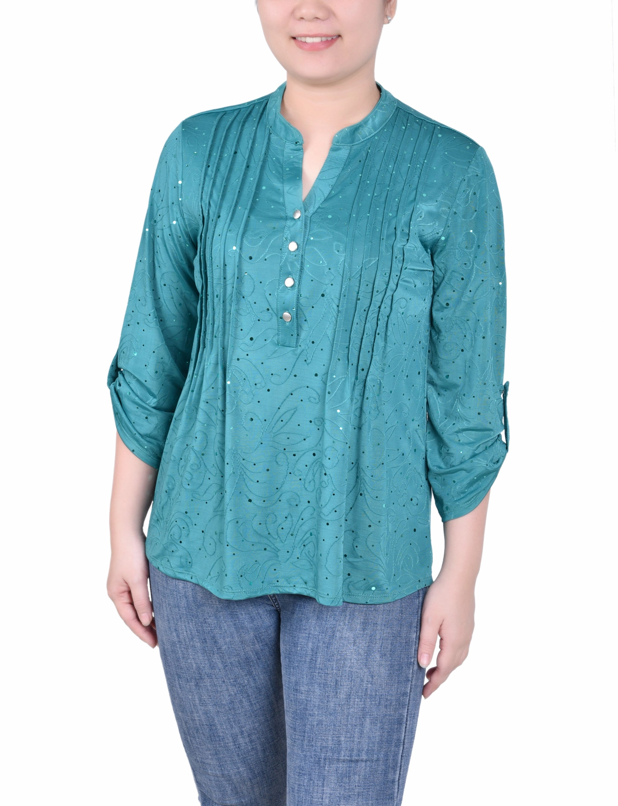 Petite 3/4 Sleeve Roll Tab Y Neck Top Bonded Seam Innovation