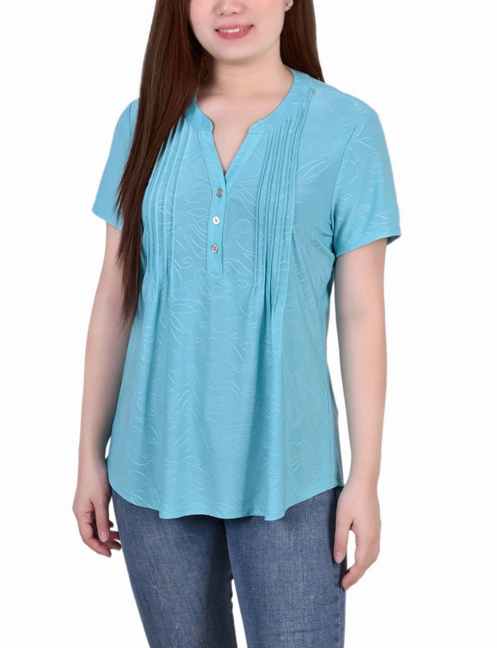 Petite Short Sleeve Pintuck Top Wrinkle Free Weave