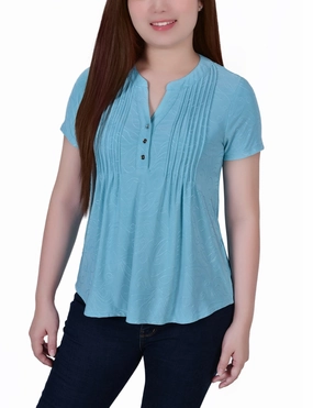 Hidden Zipper Sporty Top Petite Short Sleeve Y Neck Jacquard Knit Top