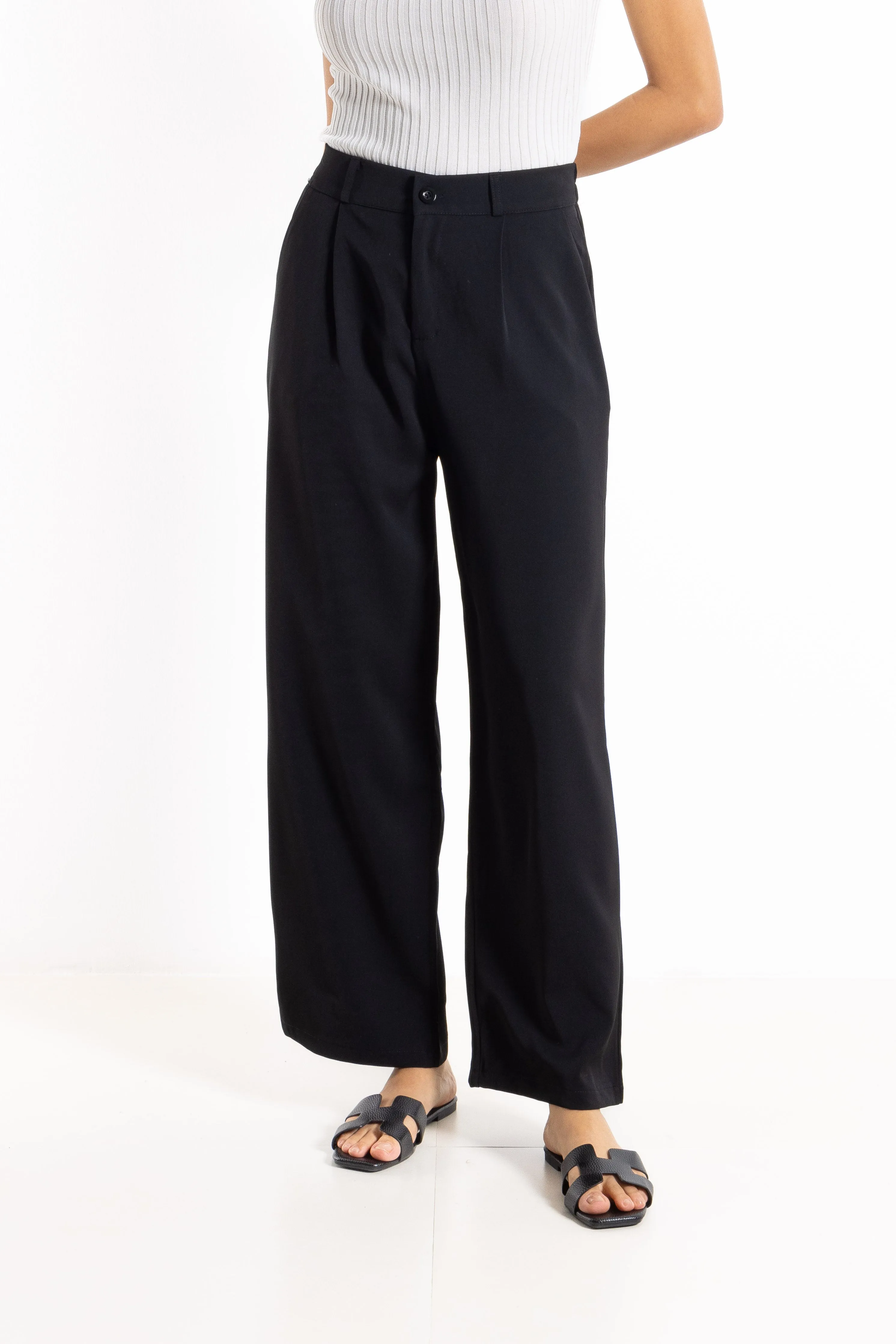 PLEATED HIGH-WAIST TROUSERS