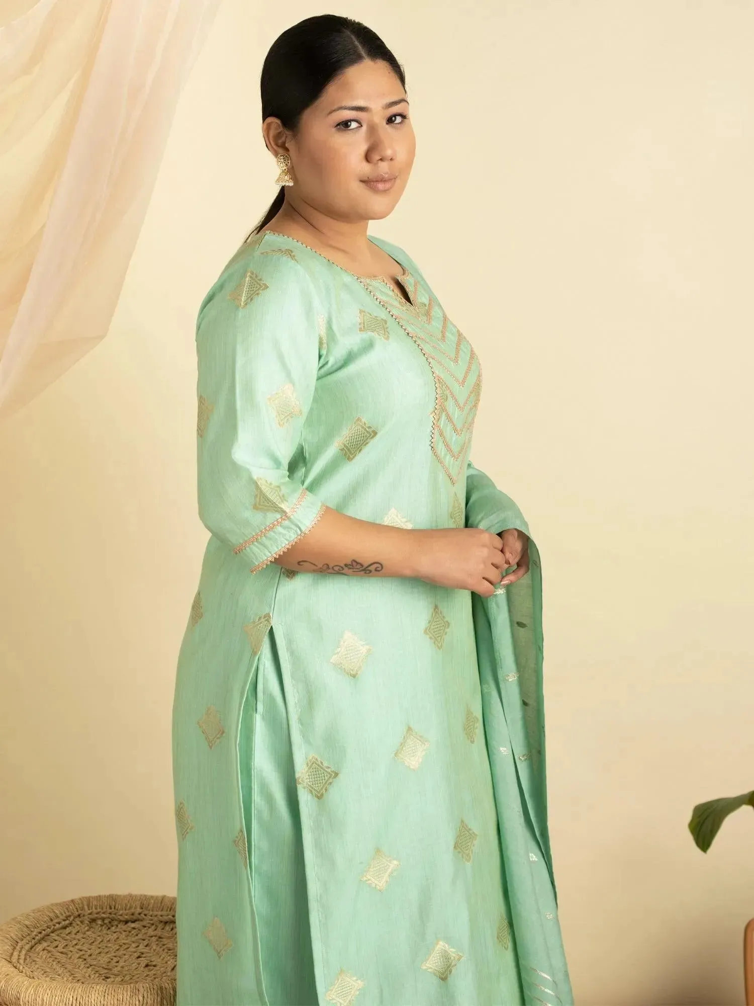 Plus Size Green Self Design Silk Straight Kurta With Palazzos & Dupatta