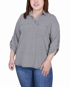 WrinkleResistantFinish Contrast Stitching Plus Size 3/4 Roll Tab Sleeve Studded Y Neck Top