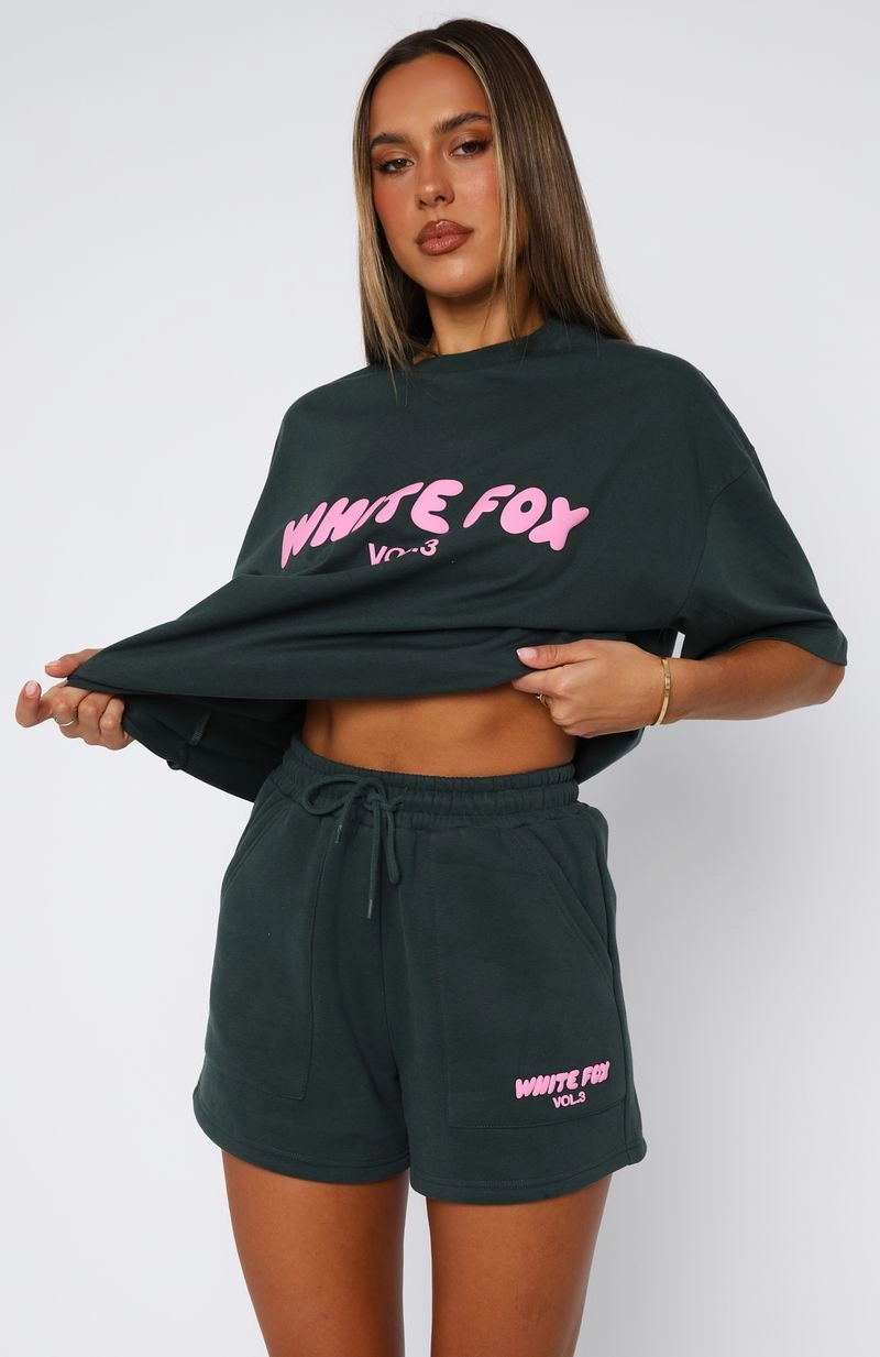 Smooth Flatlock Seams Four Way Stretch Offstage Lounge Shorts Pine