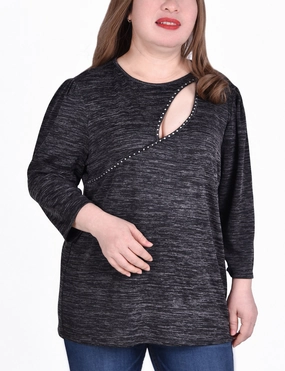 Plus Size 3/4 Sleeve Tunic Top With Front Cutout Classic Cut Street Style