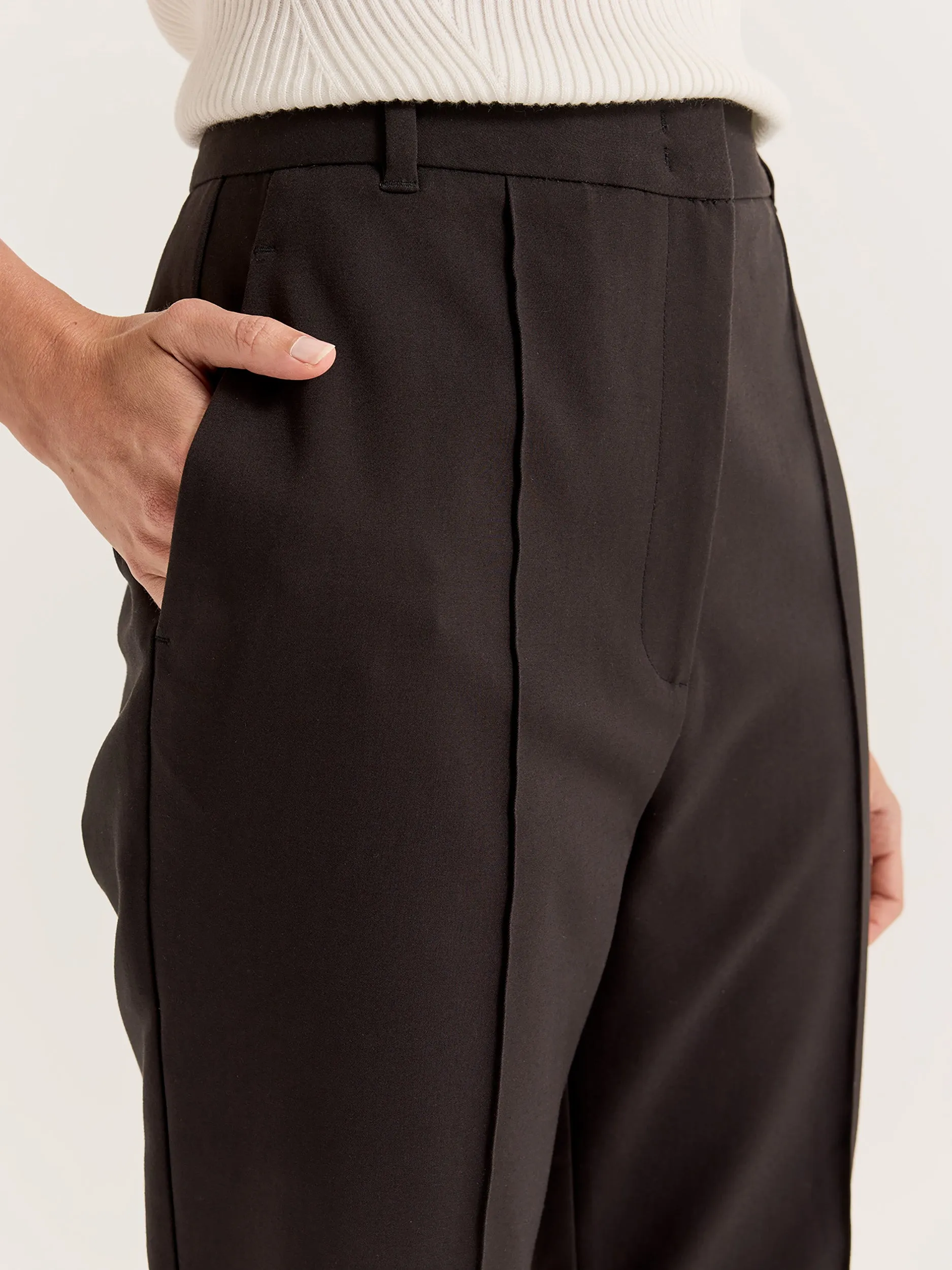 Arianna Pant Casual Style