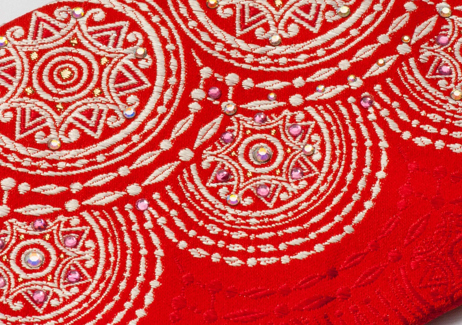 Renoma Men's Silk Neck Tie White Medallions On Red With Silver Sparkles