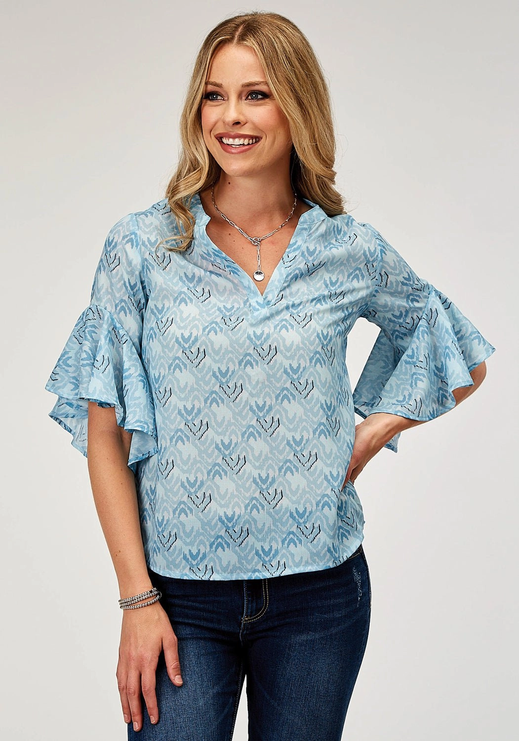 Lightweight Layer Fashion Essential Roper Womens 1978 Ikat Chevron Blue 100% Polyester S/S Blouse