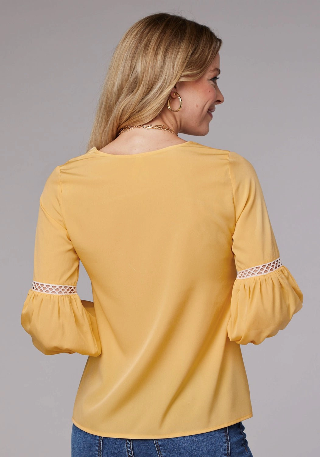 Stretch Material Roper Womens Bishop Sleeve Crepe Yellow 100% Polyester S/S Blouse