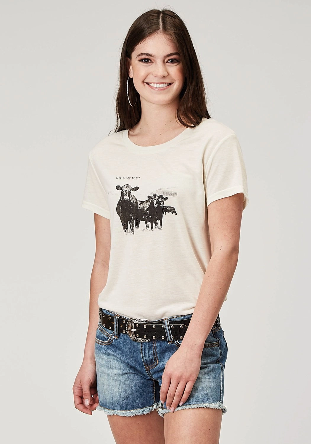 Roper Womens Cow Herd Cream Poly/Cotton S/S T-Shirt Chilly Day Wear Layered Hemline