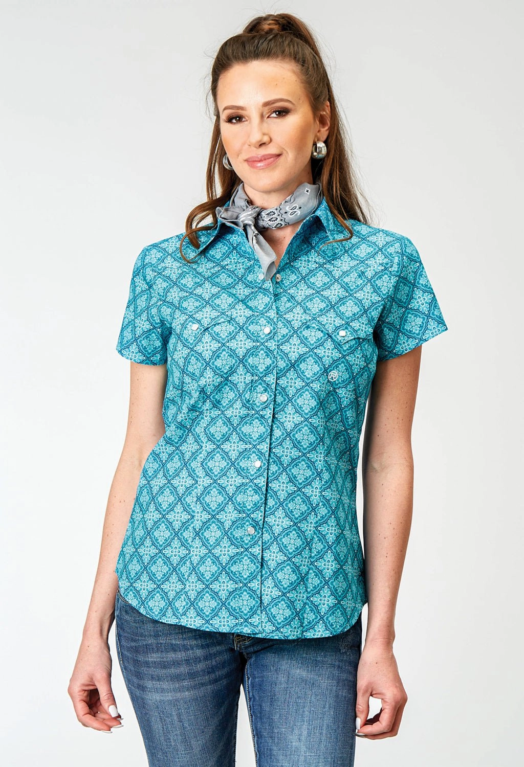 Chic Look Chill Comfort Roper Womens Lake Medallion Blue 100% Cotton S/S Shirt