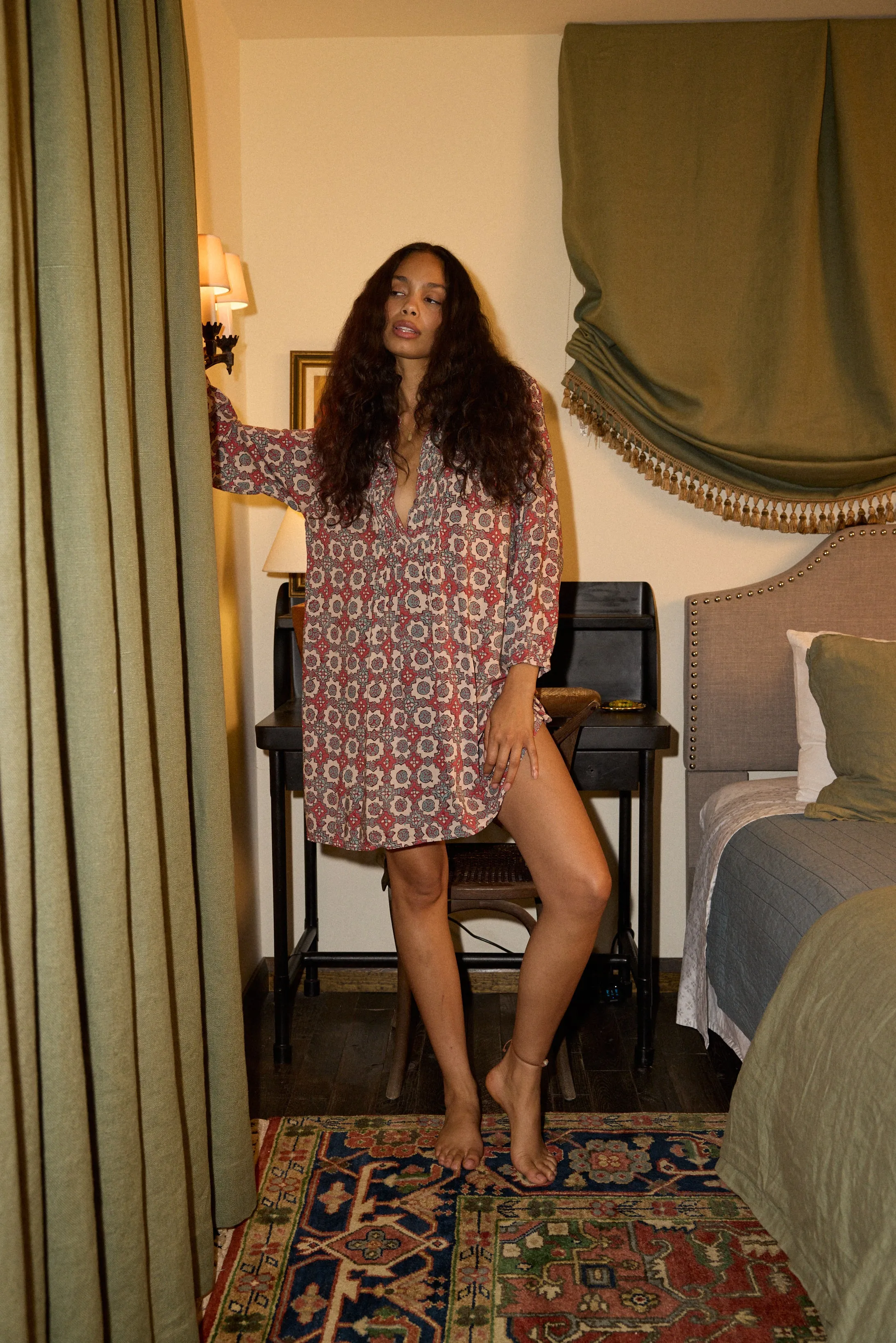 Light Soft Classic knee-length dress SAMMIE SHORT DRESS